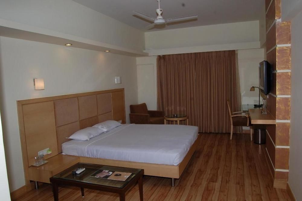 Cambay Sapphire, Gandhinagar Hotel Exterior photo