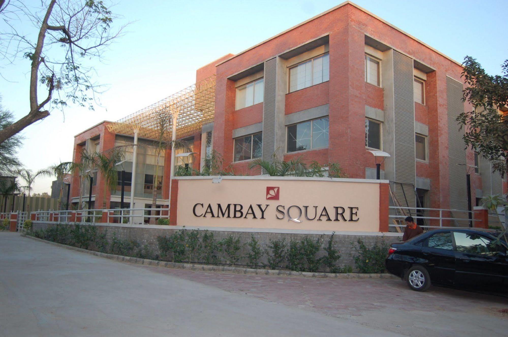 Cambay Sapphire, Gandhinagar Hotel Exterior photo